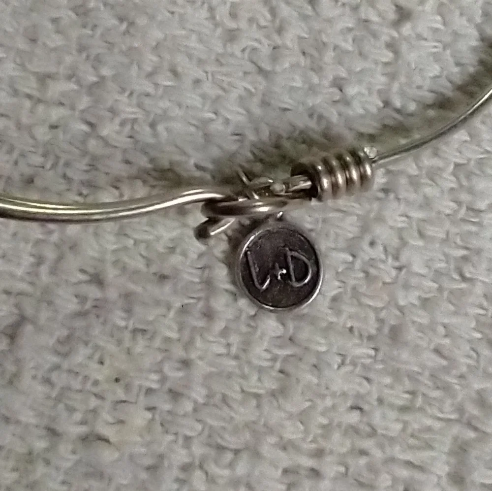 Silvertone graduation 🎓 born in the USA 2022 wire bracelet